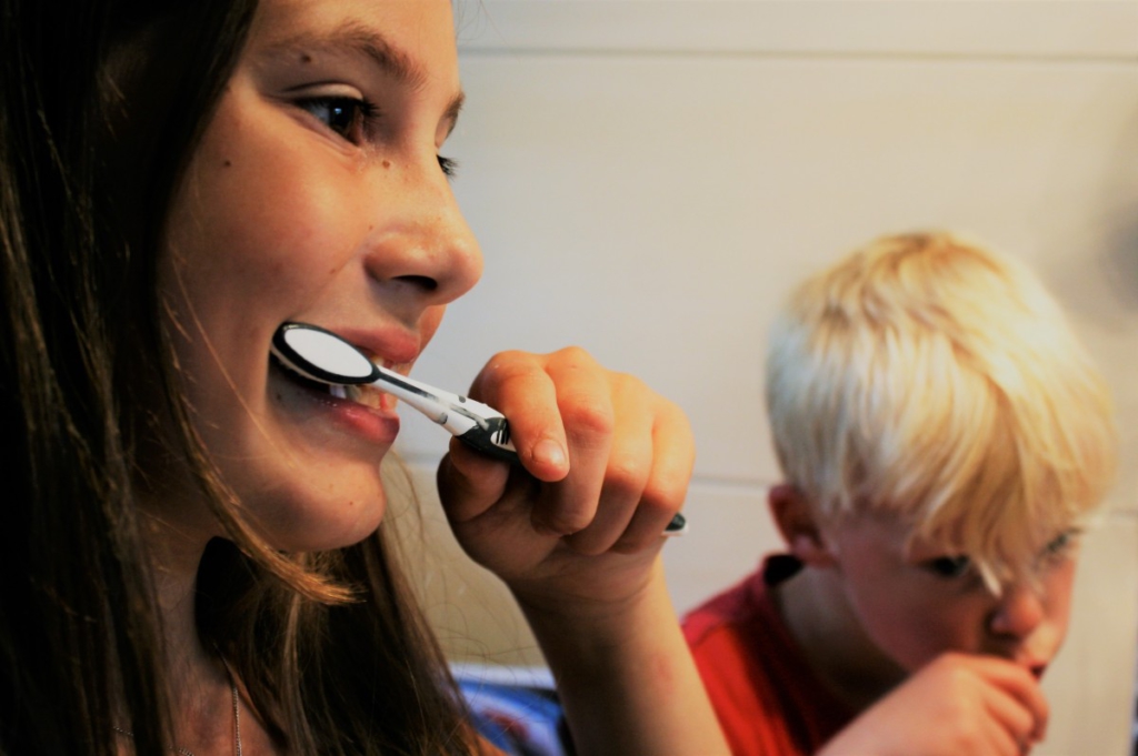 Pasta de dientes sin flúor: ¿qué saber? Sanitas Promo Salud