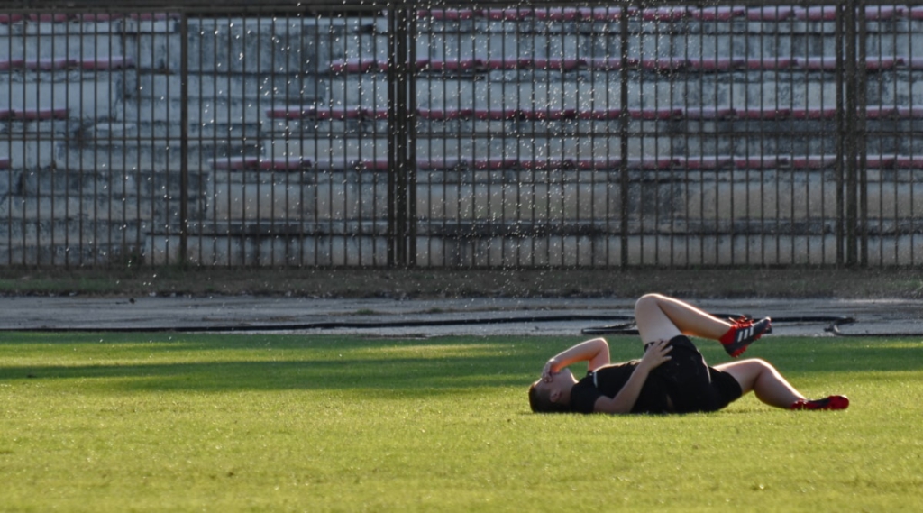 Cómo evitar las lesiones al hacer deporte con frío Sanitas Promo Salud